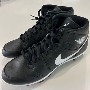 Nike Air Jordan 1 Retro MCS Baseball Cleats Black Molded AV5354-001
Men's Sz 16